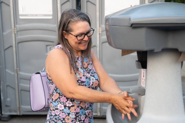 Best Emergency porta potty rental  in Leetsdale, PA